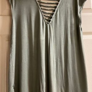 American Eagle Outfitters Tops - Green-gray American Eagle soft n sexy tank American Eagle Outfitters Tops - Green-gray American Eagle soft n sexy tank